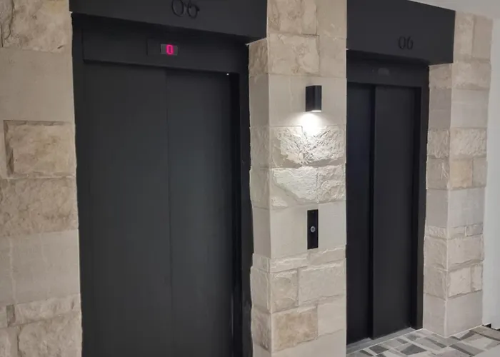 Blue Sky - Free Garage Sarajevo